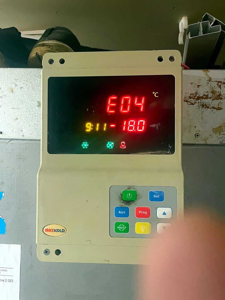 Freezer room controller during commissioning